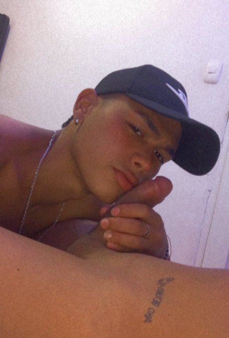 1 pic. Quieres que te la chupe un nea como yo?👅💦   ❗️30% OFF solo por esta semana❗️ https://t.co/amOkX6uLyl