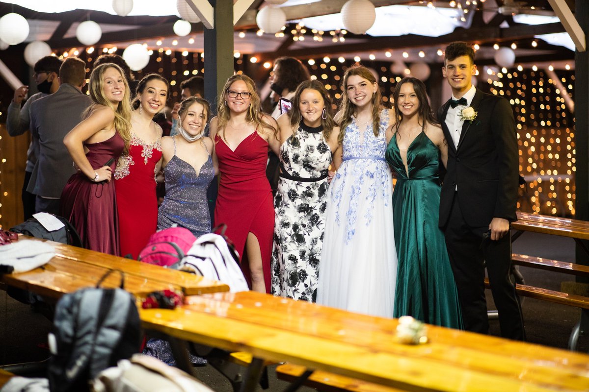 BCHSFlickr's tweet photo. @BCHSprincipal  2021 Senior Prom photos!  
https://t.co/TvjmKOZLHr https://t.co/ztHgn42mig