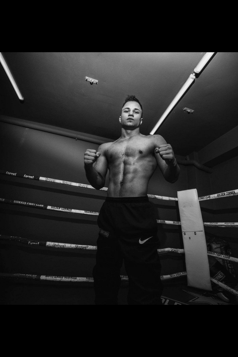 Silver Bow Signs Amateur Star Valeriy Zagrafov conta.cc/3eA2C5f