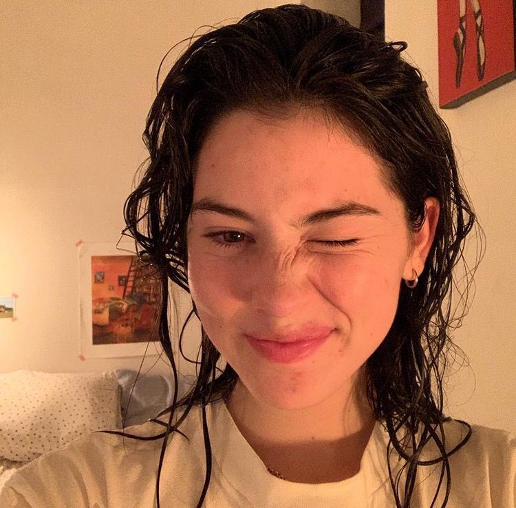Hai, gracie speaking! i'm lookin' for new moots, so i do #openfollow for western Rps. kindly RT this tweet and catch up wimme thanks ♡