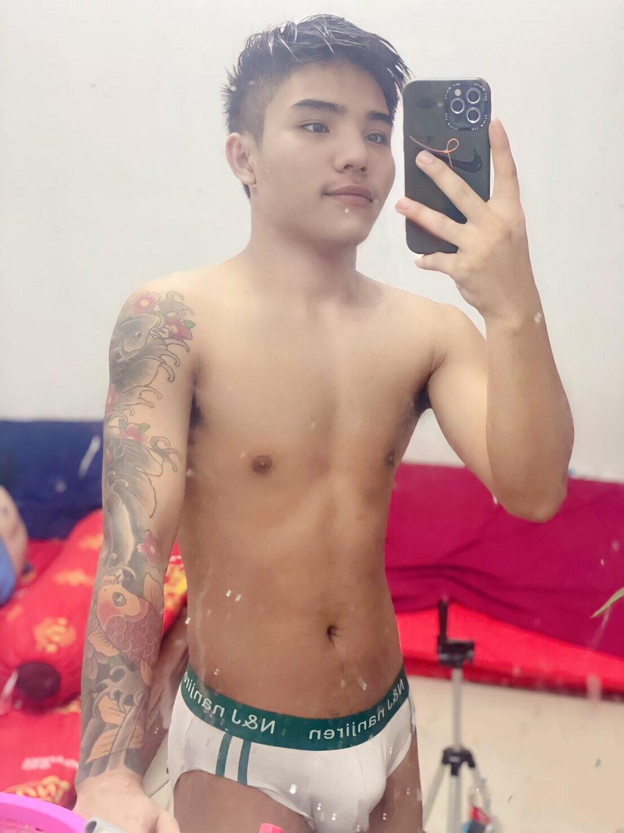 37oQi's tweet photo. เงี่ยนตอนดึก💦💦💦💦💦 https://t.co/qXodri4Bgw