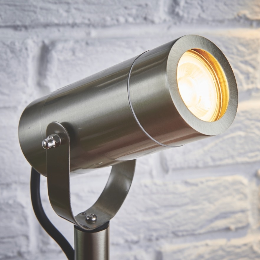 PooleLightingFS's tweet photo. If you have an outside area connected to your living space, create an additional zone by using outdoor lighting.
Light up your trees and accentuate the key areas in you outside space with this Palin spike light.
https://t.co/0LLKLavZbc https://t.co/2spEvYXebU