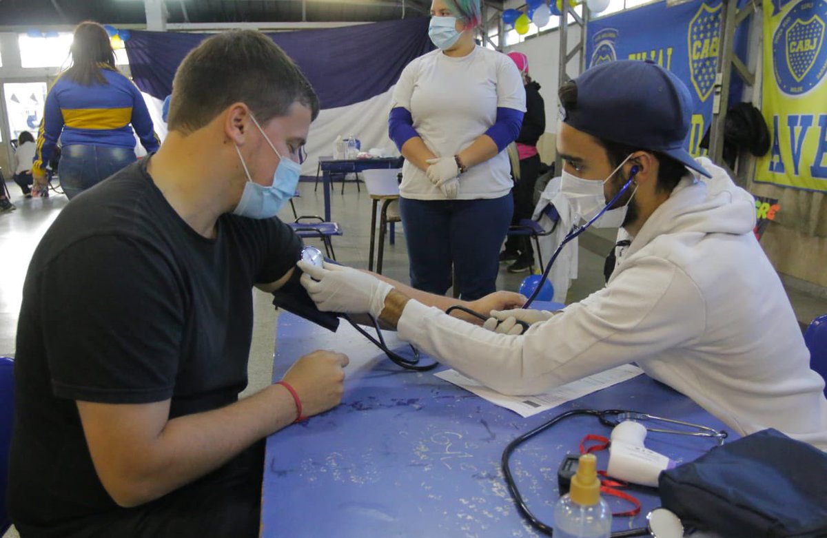 FilialesBoca's tweet photo. La Filial Avellaneda realizo la campaña de donación de sangre “Tu sangre es de Primera”que se llevó a cabo en el Centro Cultural Recrearte del club Wilcoop.

@FilialAvellCABJ 
#BocaFiliales https://t.co/lYWS8QFozB