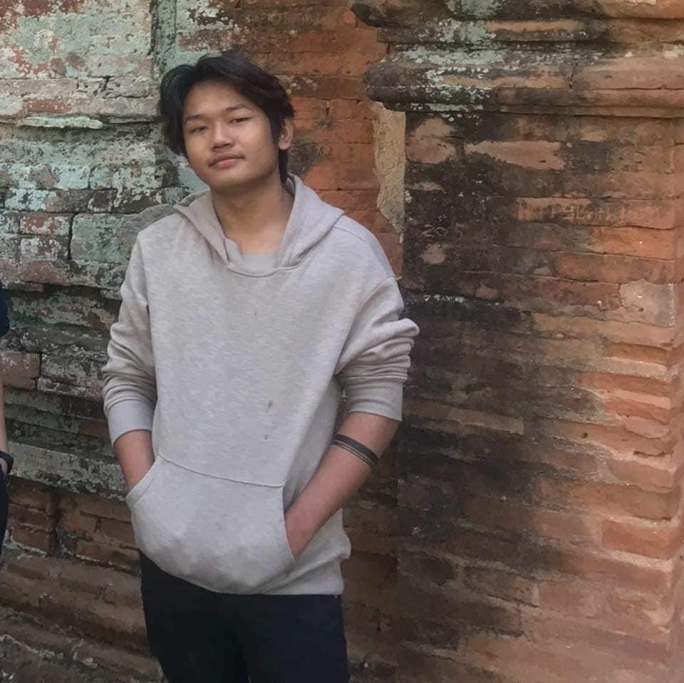 Haruonchill's tweet photo. Two boys, Kyaw Zaw and Hein Wanna Zaw, were forcibly ABDUCTED by Junta Terrorists in #ThaLyin tonight at around 9:50pm. Terrorists abducted them with the name lists [informants/dalans gave] by pretending to check guest audits.
#WhatsHappeningInMyanmar
#May10Coup
#MilkTeaAlliance https://t.co/EcOs3c5dxA