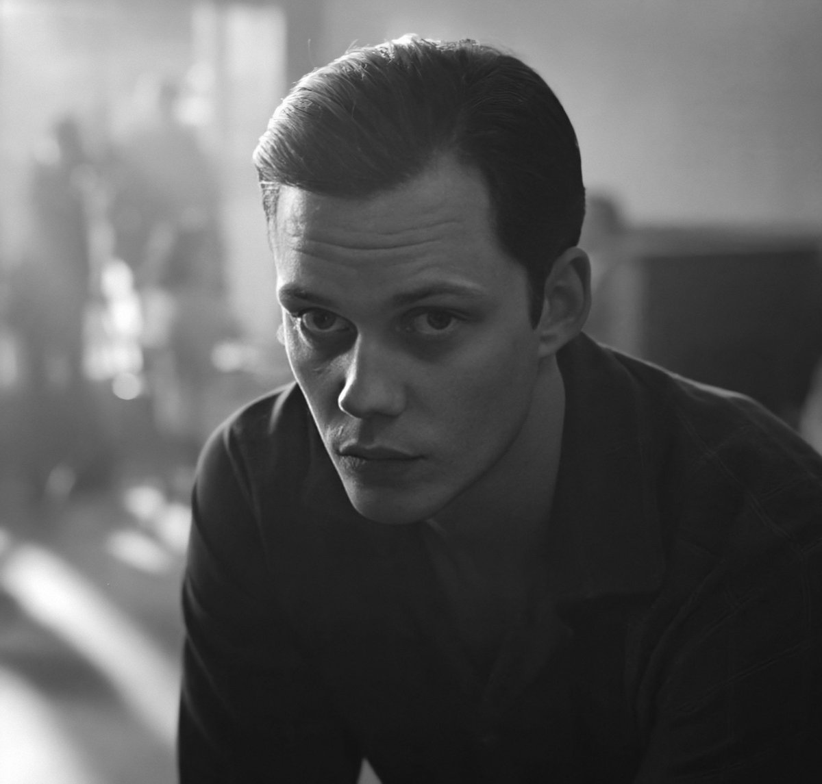 Splendid day, earthlings. I, Bill Skarsgård in urge to enliven my dusty timeline by finding some new companions. No spells or special powers, but a never ending talk for the remaining time. So, reply to this tweet if you're up for it. A retweet would mean a lot too. 

Tack själv!