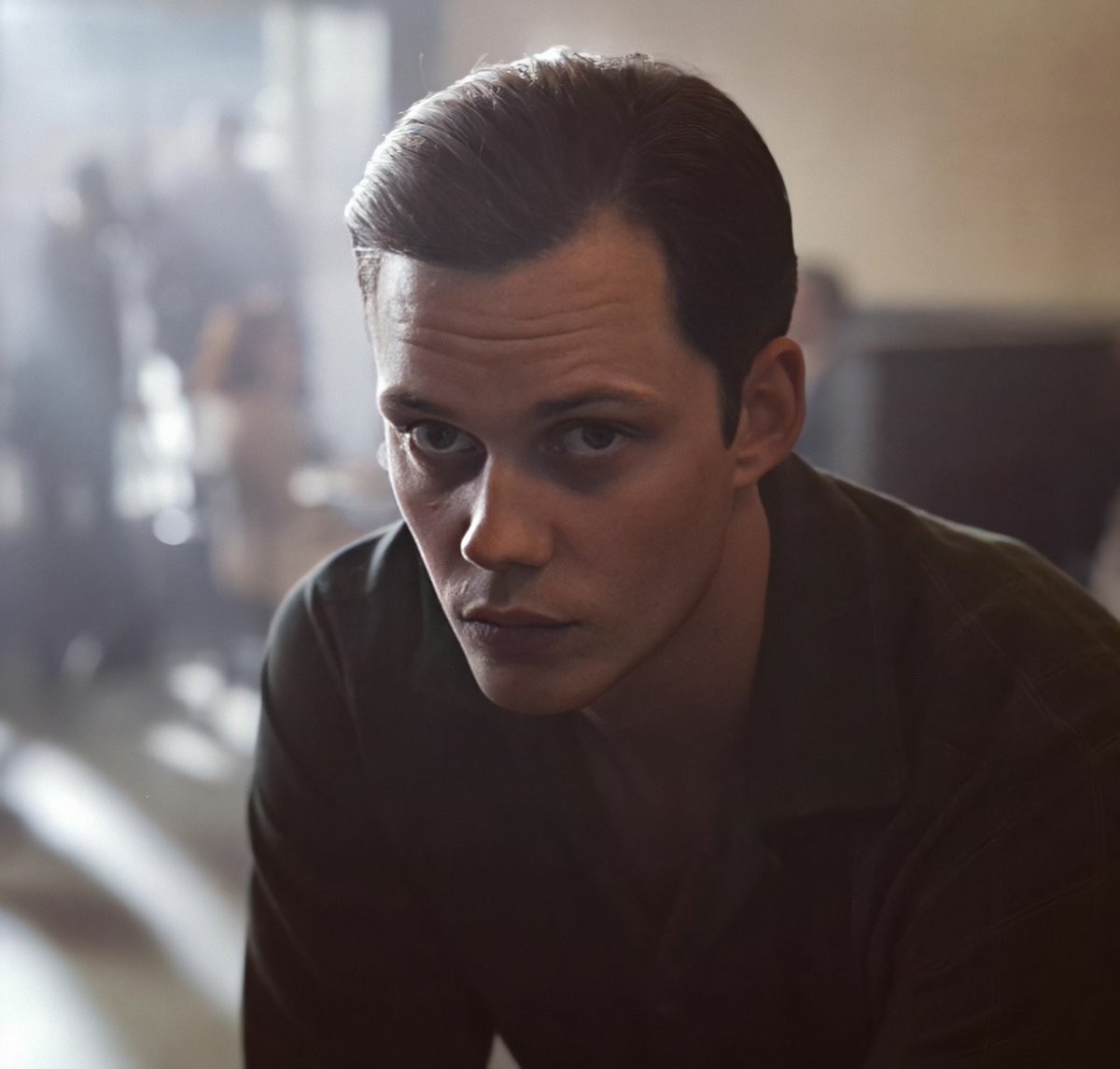 billskarsgadr's tweet photo. Splendid day, earthlings. I, Bill Skarsgård in urge to enliven my dusty timeline by finding some new companions. No spells or special powers, but a never ending talk for the remaining time. So, reply to this tweet if you're up for it. A retweet would mean a lot too. 

Tack själv! https://t.co/ZUZ5A6k9MF