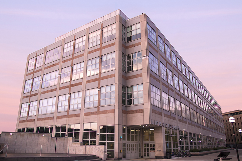 UMLifeSciences's tweet photo. Shawn Xu's lab at the LSI is hiring! The Xu lab is seeking a research laboratory technician to support its study of the molecular #genetic and cellular mechanisms of #NeuronalSignaling and behavior.
Apply by May 17: https://t.co/YcIDTIp1XR https://t.co/j2m4YHtyRE