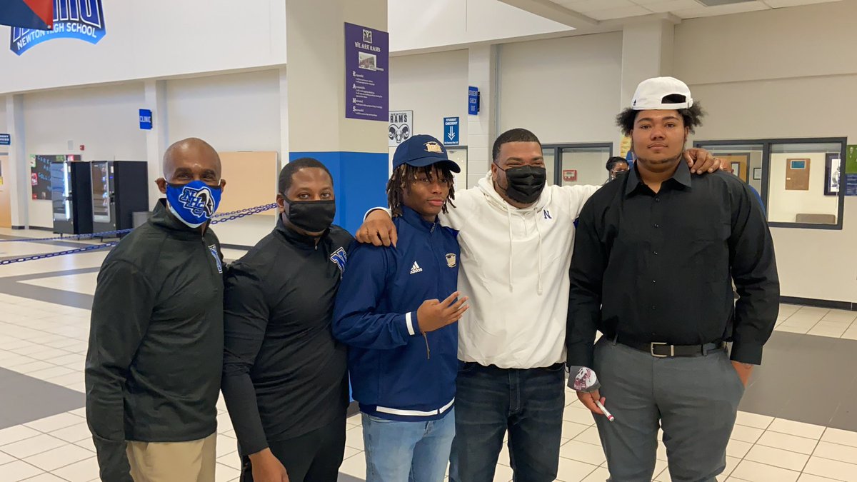 We MaY NoT HaVe WoN THe MoST GaMeS‼️
BuT iM OK WiTH THaT💪🏼
THeY CoUnTeD Us OuT🙏
iM MOST THANKFUL 4 THAT💯

“THAT MADE OUR BOYS WANT IT MORE‼️ IT GAVE EM LASER VISION NOTHING WAS GIVEN AT <a href="/AthleticsNewton/">NHS Rams Athletics</a> IT WAS ALL EARNED🏆” <a href="/tavares_eugene/">THEE HOPE</a> 
<a href="/keyshawnblacks5/">keyshawn blackstock</a>  <a href="/W1lli5/">NiJay Willis</a> <a href="/jjjnnnjnn/">Malachi Arnett</a>