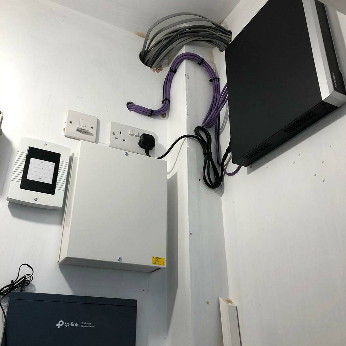 searchfiresec's tweet photo. @Pyronix intruder alarm and @HIKVISIONUK CCTV 2nd fix started today in Ruislip.

#Security #securityservices #SSAIB #intruder #pyronix #hikvision #cctv #ruislip #middlesex #hillingdon #uxbridge https://t.co/z8Uf7E3awh