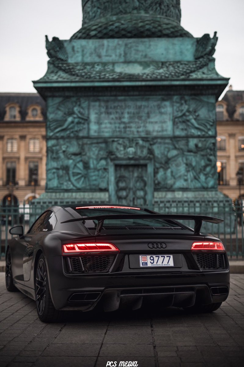 pcs_media's tweet photo. R8 🖤 https://t.co/r5EXP97pf2