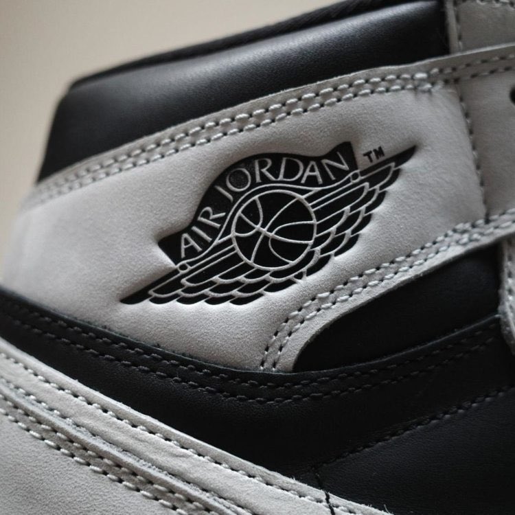 nicekicks's tweet photo. Take a look at #NicePicks! 👟💬

This week’s top releases are here, all in one spot. 📲https://t.co/BrCxKQIoXi https://t.co/NWkhtLGlBb