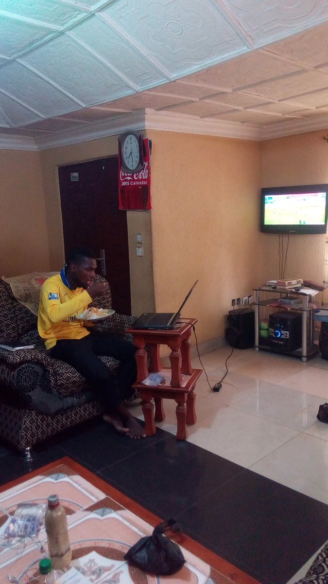 If you are a tech bro/sis and everything is getting frustrating, don't get too pressured, it's step by step. Stay true to it, be consistent and please, DO NOT GIVE UP.  

You are your own motivation o!

This is me in 2014/15 in my father's palour getting frustrated 😅🤣