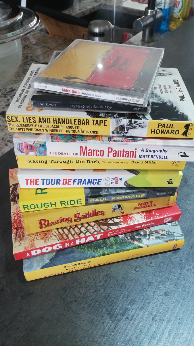 Neuaddwen's tweet photo. @nedboulting Nice charity shop bundle bought today https://t.co/WS6Wdrghha
