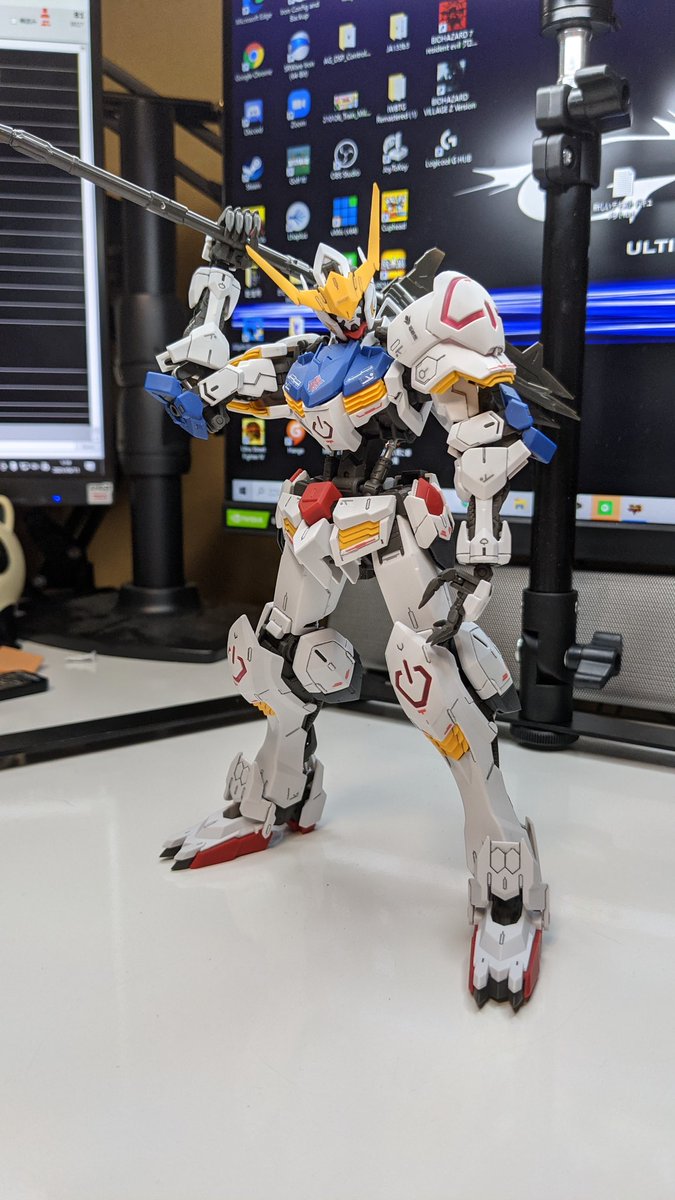 MGガンダムバルバトス。 組立+スジボリ+墨入れ+シール貼り+つや消しを