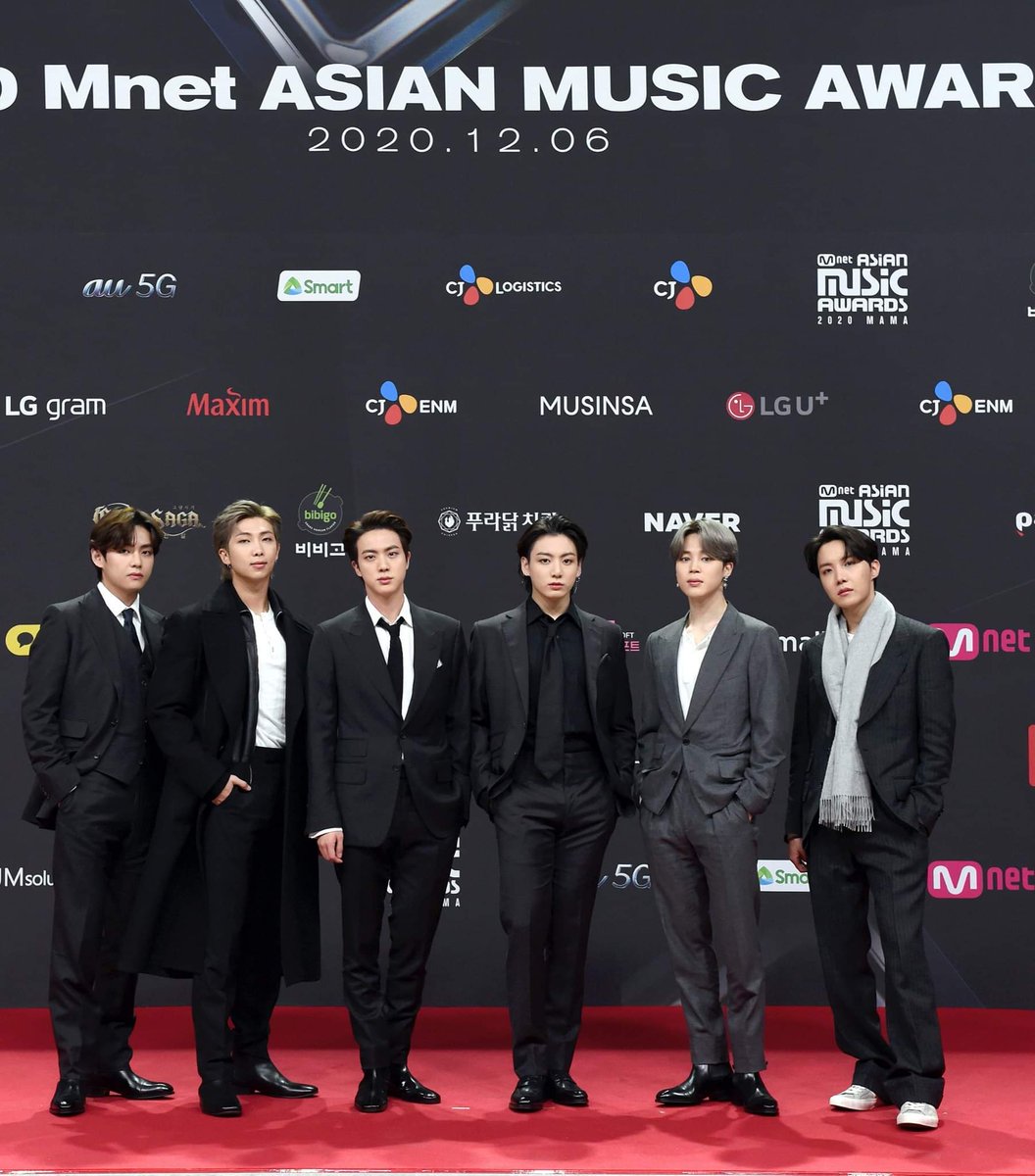 HaNguyen0109's tweet photo. I'm voting for @BTS_twt for #BBMAsTopSocial
Please retweet : 1 retweet = 1vote https://t.co/MA8Pq8asnr