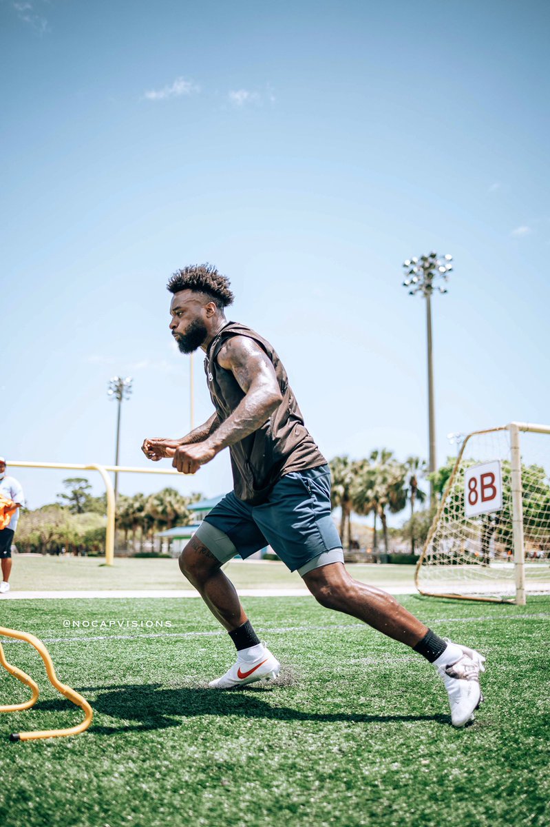 nocapvisions's tweet photo. Juice 🧃 https://t.co/plArVYjonP