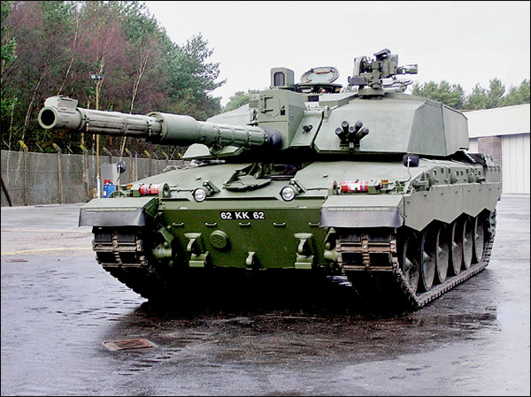 The British Army identified the need for a 120 mm smoothbore gun as long ago as 2005. It tried to retrofit the L55A1 into the existing Challenger 2 turret, but this wasn’t possible because the larger one-piece smoothbore ammunition needed a different storage solution.[8 of 20]