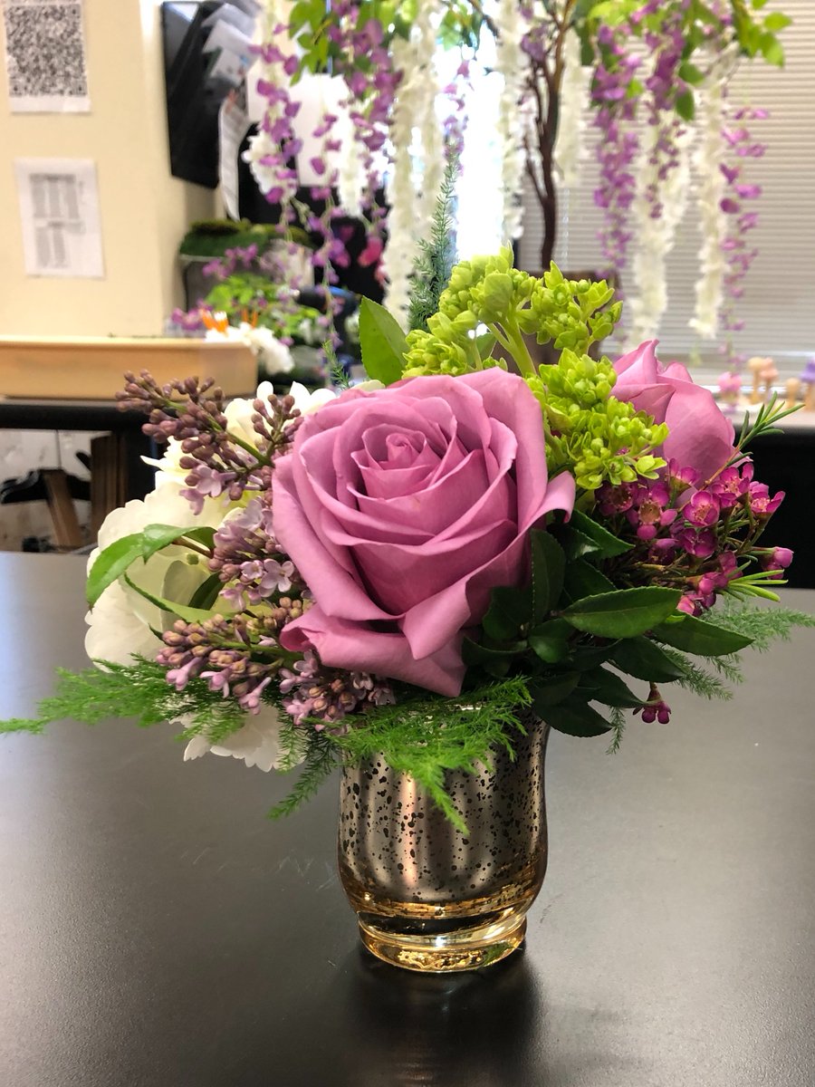Special "Thank You!" Floral Design Students...Carla Cantu <a href="/CarlaCantu22/">Carla Cantu</a>, Lillian Jackson, and Tiana Gallardo-Ruiz for helping out with the BHS PROM 2021 
<a href="/Boswell2021/">Boswell Prom 2021</a> You did such an amazing job! <a href="/boswell_cte/">Boswell CTE</a> <a href="/EMSISD_CTE/">EMSISD CTE</a> <a href="/boswellhs/">Boswell High School</a>