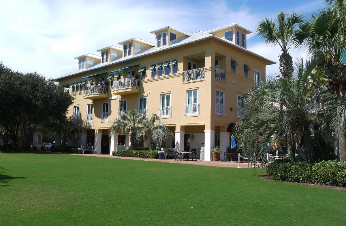 Carillon Beach tweet media