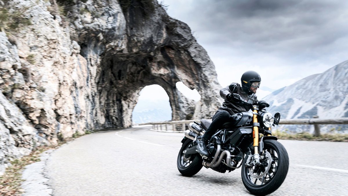 MexicoDucati's tweet photo. ¡1100 cc de actitud y diversión! https://t.co/YU9bUxy2et
#Scrambler1100PROSport #JustPROs #DucatiMx #ScramblerDucatiMx #ScramblerDucati #Scrambler1100 https://t.co/VBqGnqcTNN
