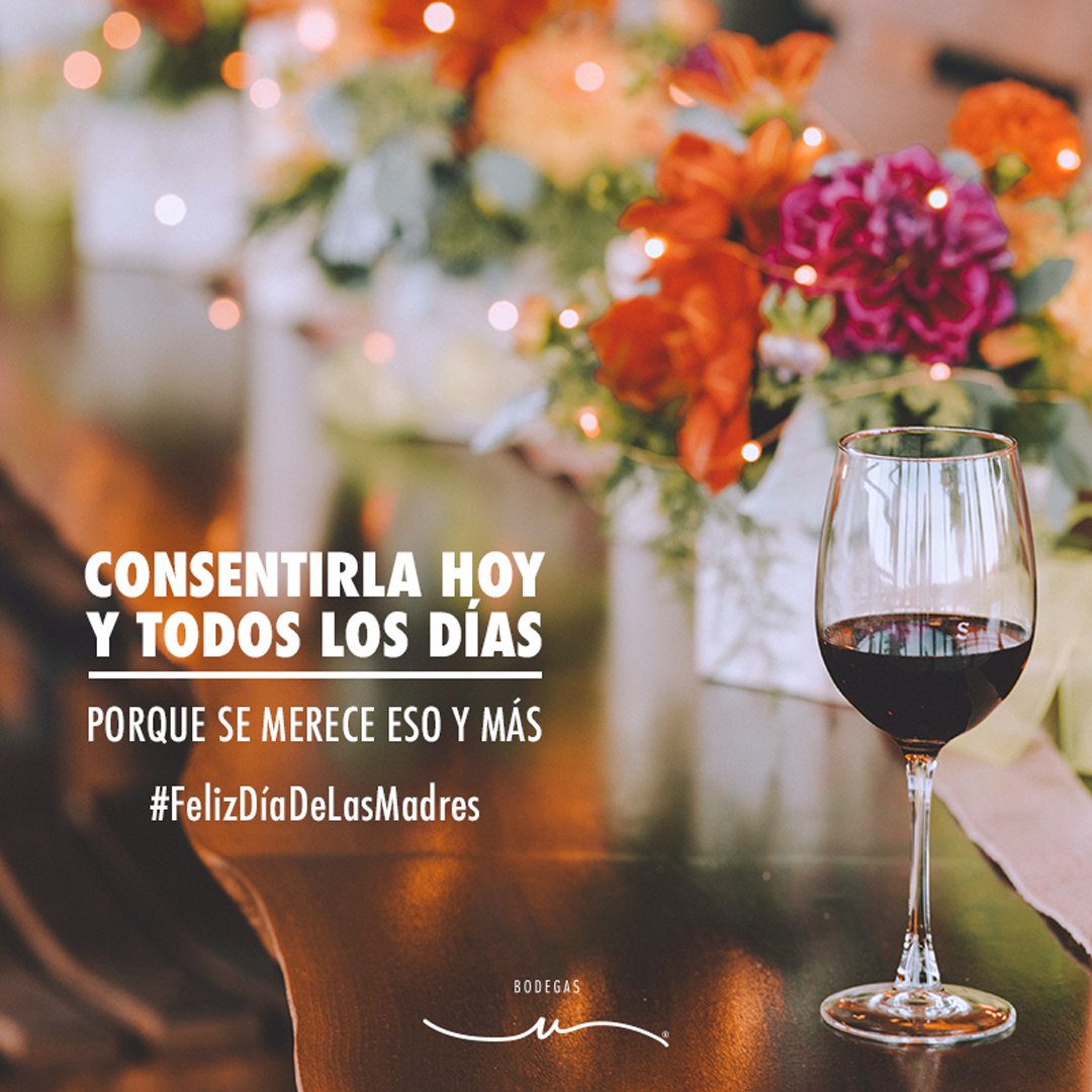 Sabemos el rol tan importante que las mamás desempeñan cada día por eso queremos reconocer y felicitarlas en este día, que sin duda un día no basta para tan invaluable papel. ¡Feliz #DíaDeLasMadres! 🥂