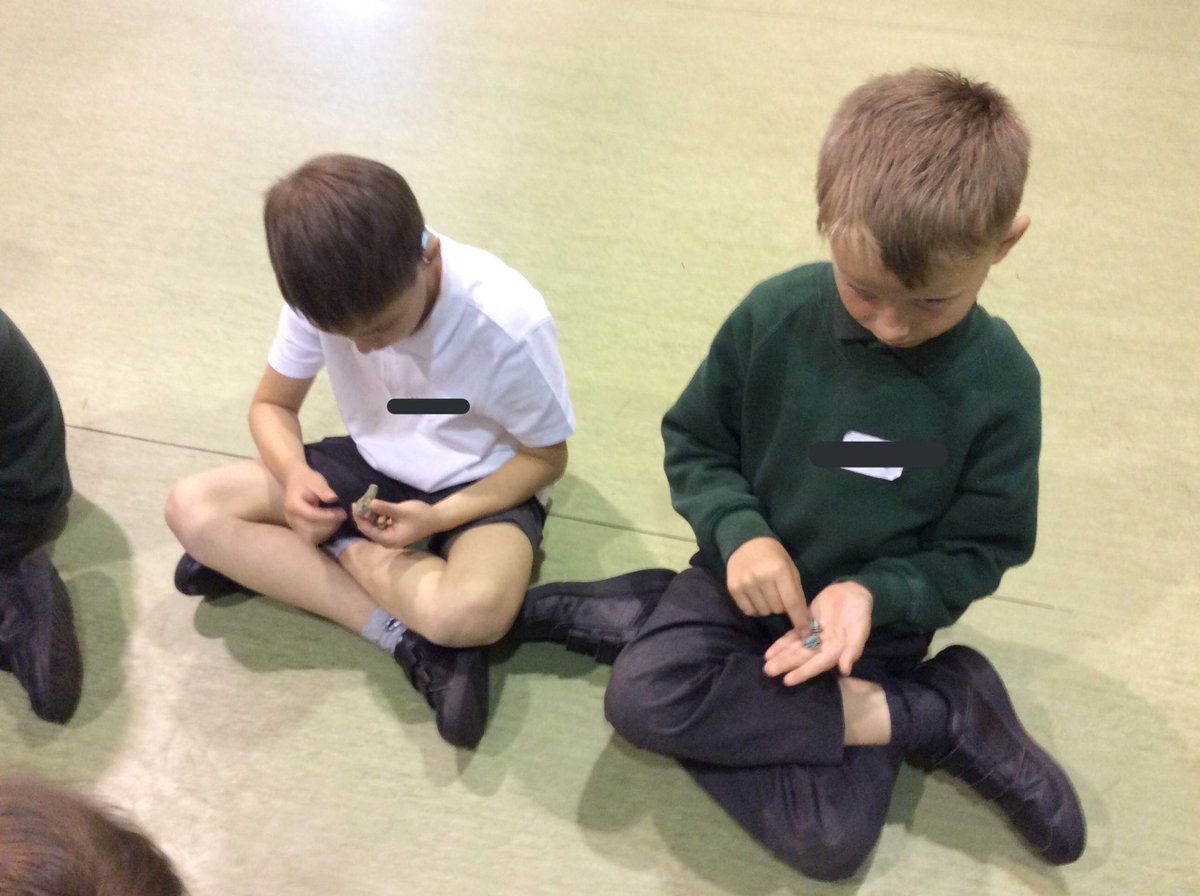 WillowClass_RE's tweet photo. We handled REAL amulets that Mr Egypt had discovered in the tombs of pharaohs! https://t.co/SG3J6ErYrg