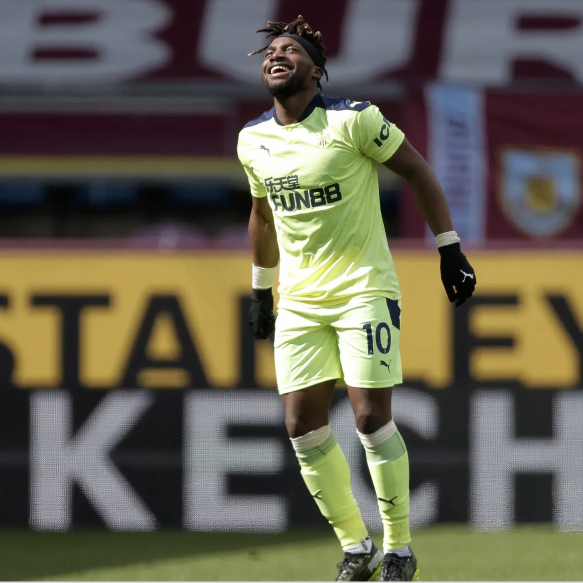 Allan Saint Maximin FPL GW 37 Differential pick 