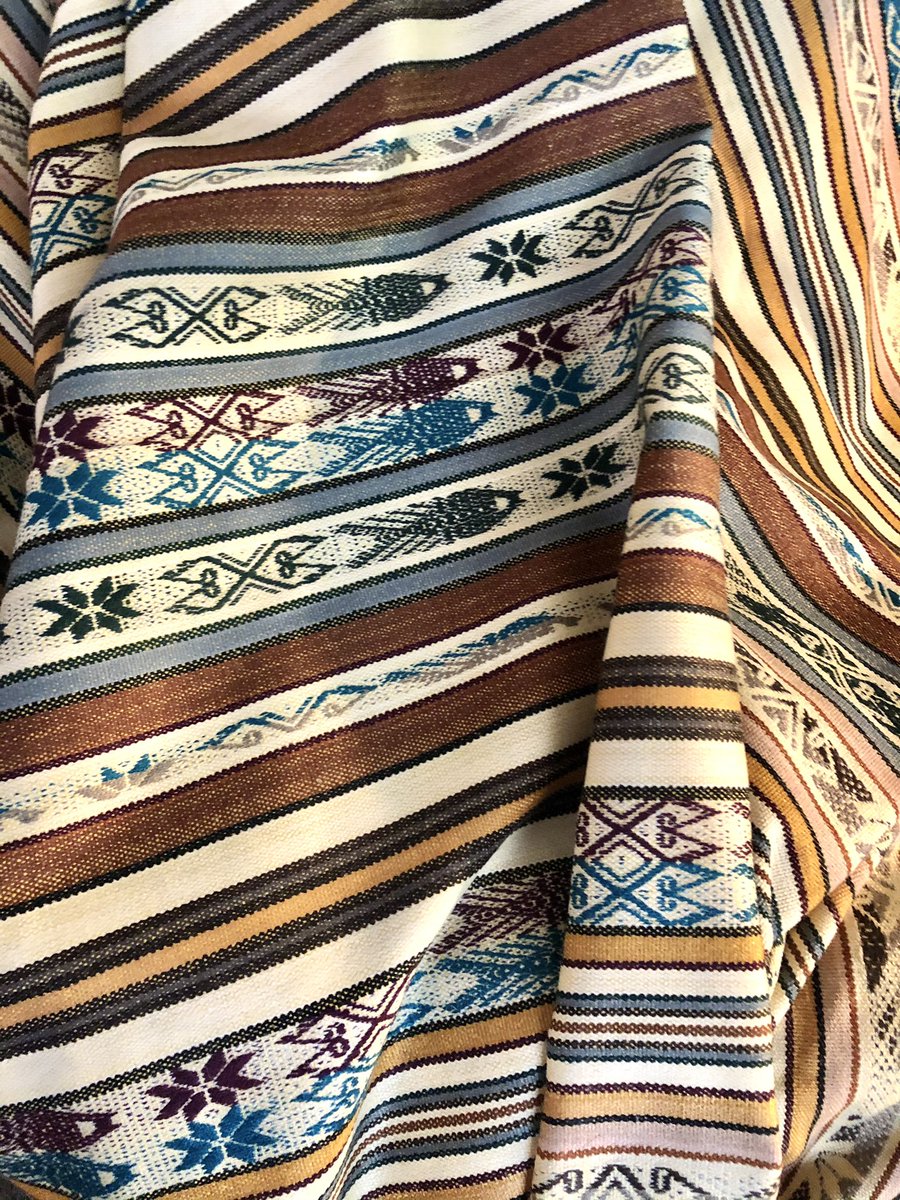 BonesStones1's tweet photo. Still in love with this textile!  Up in yonder shop: https://t.co/p8Iy1DLwtS https://t.co/5TGr8gqVu5