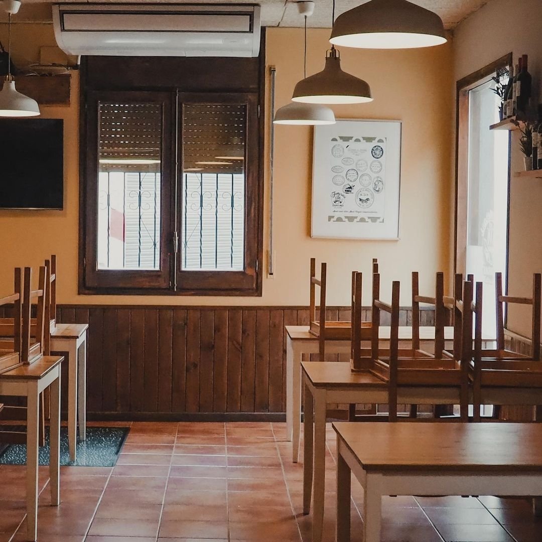 La <a href="/TavernaTemerari/">Taverna Cal Temerari</a> torna als horaris habituals! La bona teca de Sant Cugat!

Dimarts a divendres de 13:00 a 23:00
Dissabtes de 12:00 a 23:00
Diumenges de 12:00 a 17:00
Dilluns TANCAT