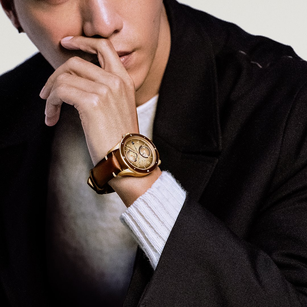 montblanc_world's tweet image. Last year, we announced actor and writer Chen Kun as one of our Montblanc #MarkMakers. Co-starring alongside him this year is the Montblanc #1858Geosphere Limited Edition. Find out more at bit.ly/3hmbH3B. #WhatMovesYouMakesYou