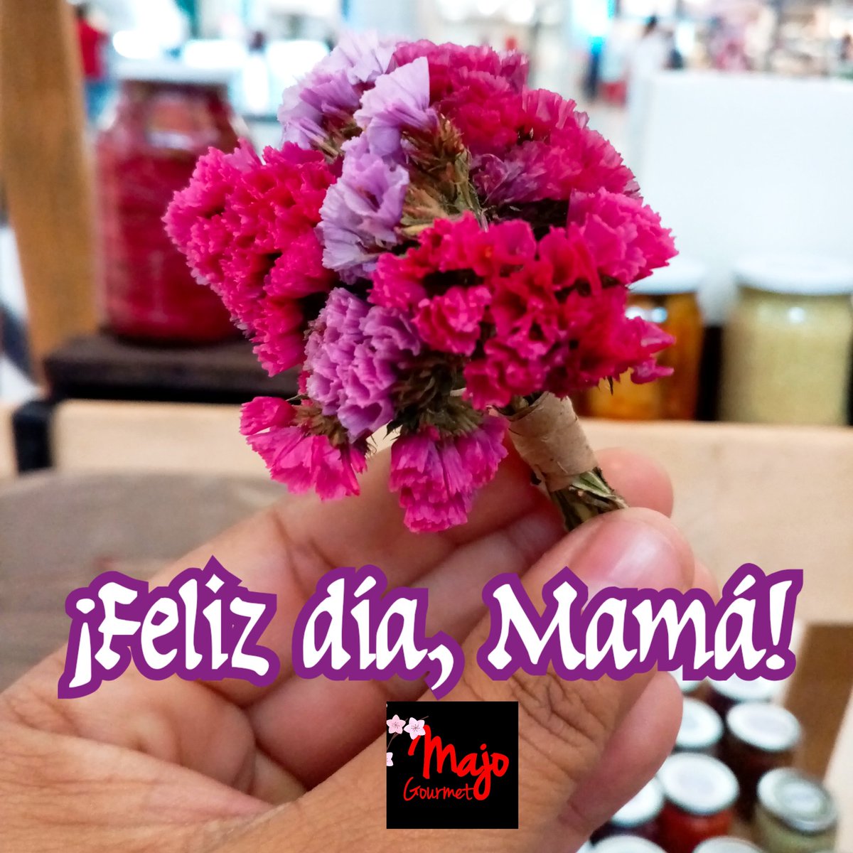 . Feliz día para las reinas, las divas, las queen del hogar.
. Qué hoy sientan amor y dicha de tener a su prole, que hoy no falten los "te quiero" y los "te amo" .
. ¡Felicidades, Mamá!
.
. #EncurtidosdeOtroNivel #Majoliber #Botecitosdefelicidad #póngalecurtido #momentosfelices