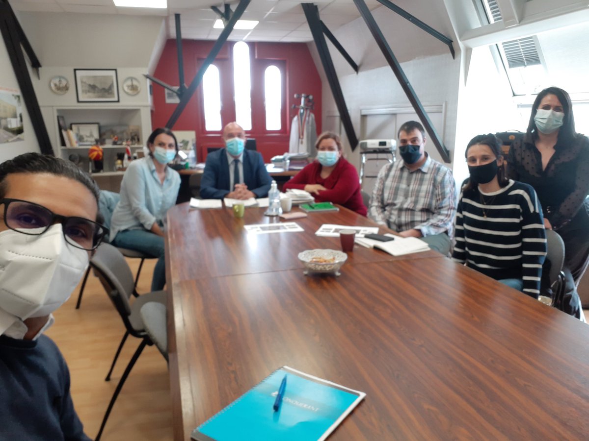 Merci à Ludovic Rohart #Maire d' #Orchies pour cette réunion de travail pour un projet commun d'aménagement d'espace vert et futures fresques avec #hizzgraff  ceci avec l' #ecologue préféré de <a href="/3F_Officiel/">3F_Officiel</a> directement venue de <a href="/3Fnotrelogis/">3F Notre-Logis</a> #ecologie #partenariat <a href="/hautsdefrance/">Région Hauts-de-France</a>