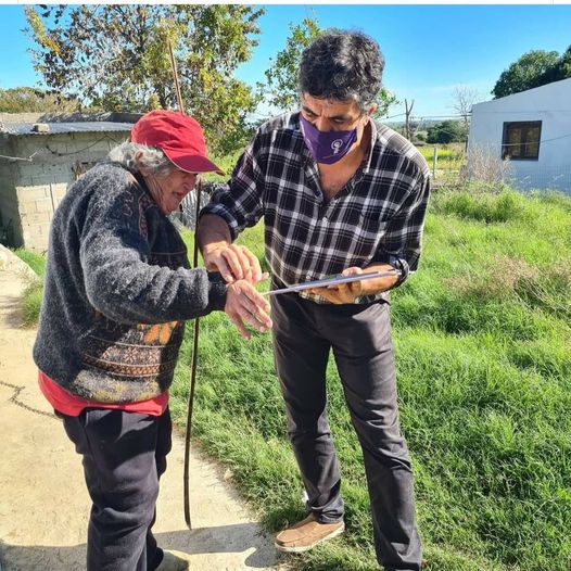 LahitteCarlos's tweet photo. ✅Cómo se aprovechan de la inocente ... Que HDP este comunista
En busca del subsidio eterno nos viene a decir quién vale y quién no... https://t.co/p8QPj17g16