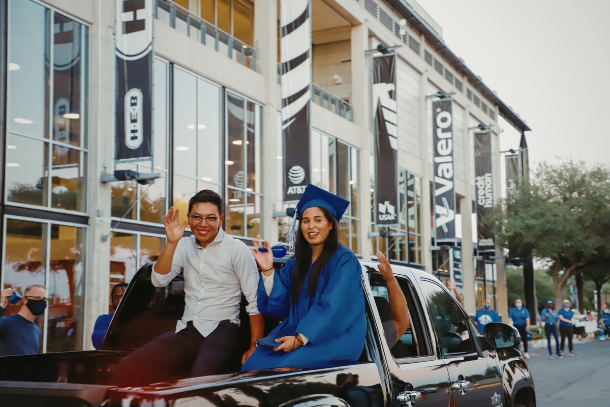 GoSPC's tweet photo. We loved seeing all of you and celebrating with you at our Drive-In Commencement Ceremony! We're so proud of you and we can not wait to see where you all will go!
Head over to https://t.co/8Sryg6OHXK to watch the ceremony, download the program and more!
#SPCGrad2021 https://t.co/0ZSEaa5rYZ