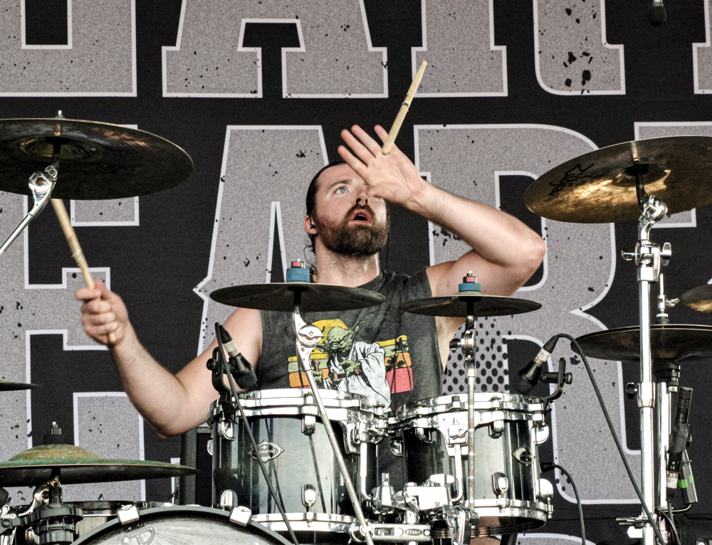 CurskiPics's tweet photo. Nick Pierce of @Unearthofficial - 07/22/18

#nickpierce #unearth #drummer #warpedtour #metal #hardcore #IMissConcerts #concert #livemusicphotos #concertphotography #livemusic #concertphotos #live #music #pentax https://t.co/9H8pifXffj