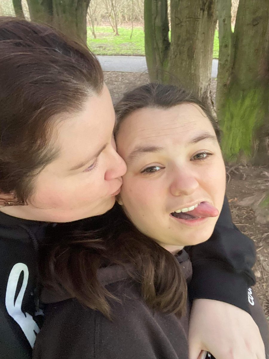 Sarah Grant tweet media