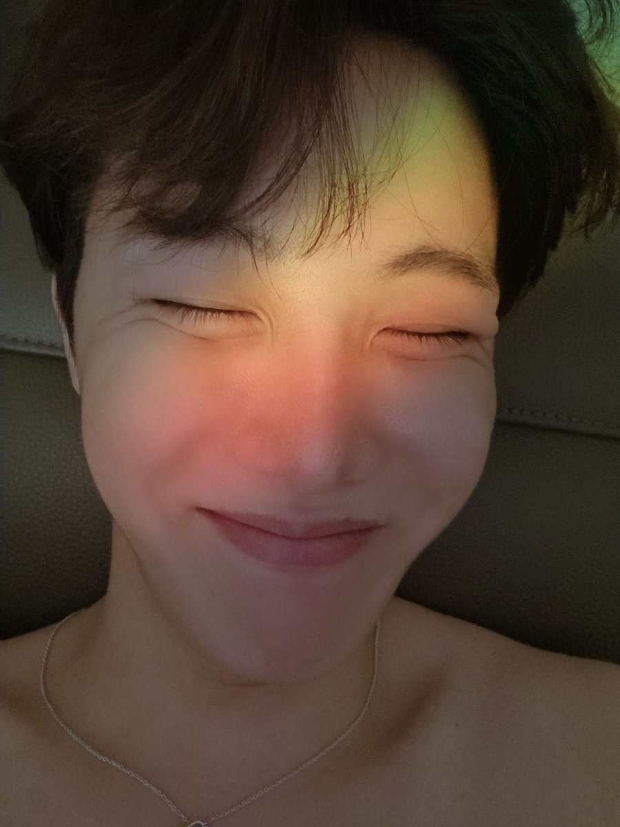 fadacubana85's tweet photo. Fotinhas que eu olho e penso: nhonhonho

BTS FOR THE WIN
I vote @BTS_twt for #BBMAsTopSocial https://t.co/MYRUn5YwHu
