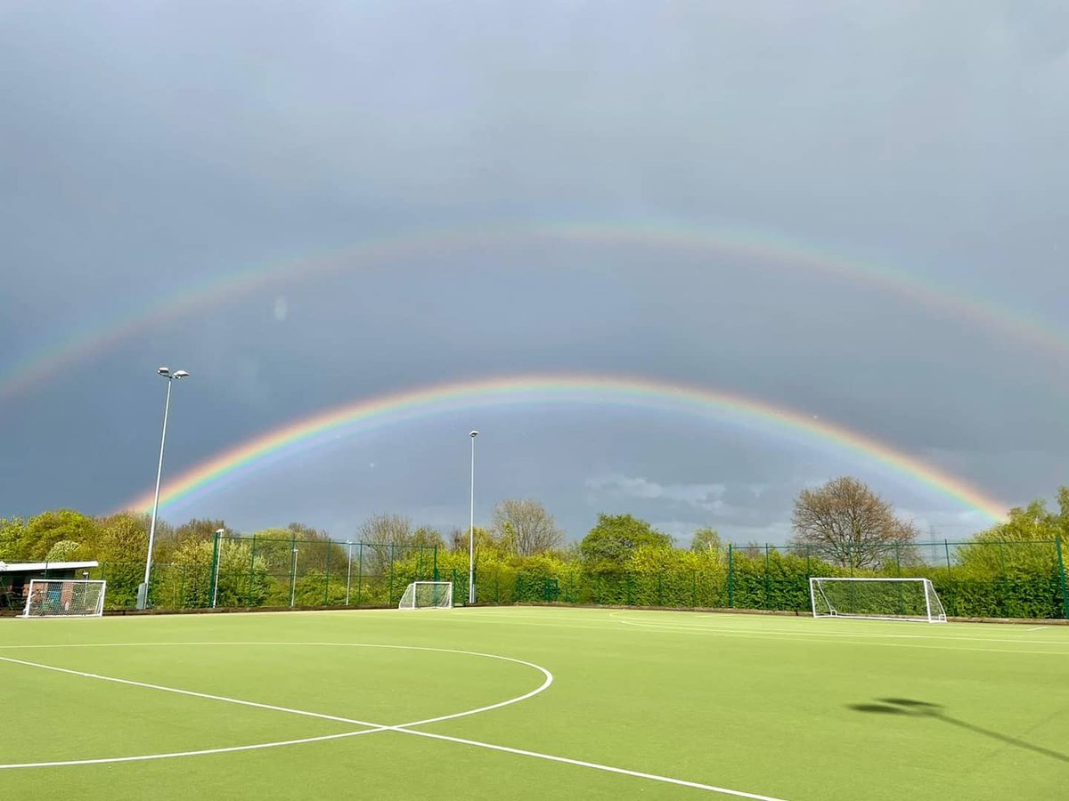 SpringyABTeam's tweet image. As today marks the beginning of #mentalhealthawarenessweek  this couldn&apos;t come at a more perfect time. Today Chesterfield has been constantly raining, miserable &amp;amp; dark however, at 5:15pm there was light &amp;amp; hope throught it all 🌈 
#antibullying #changemakers #makeadifference