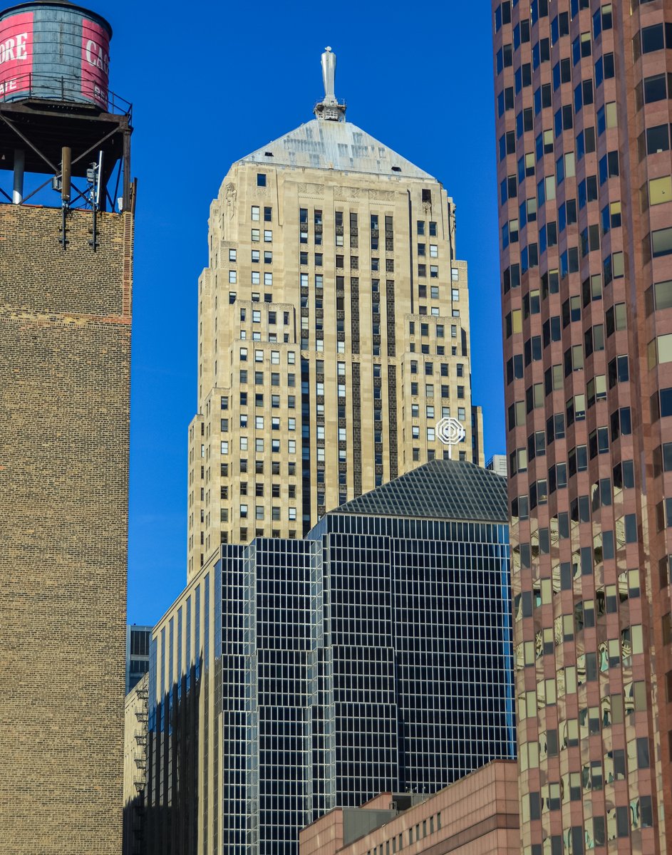 Addition to the Chicago Board of Trade Building, completed in 1983.