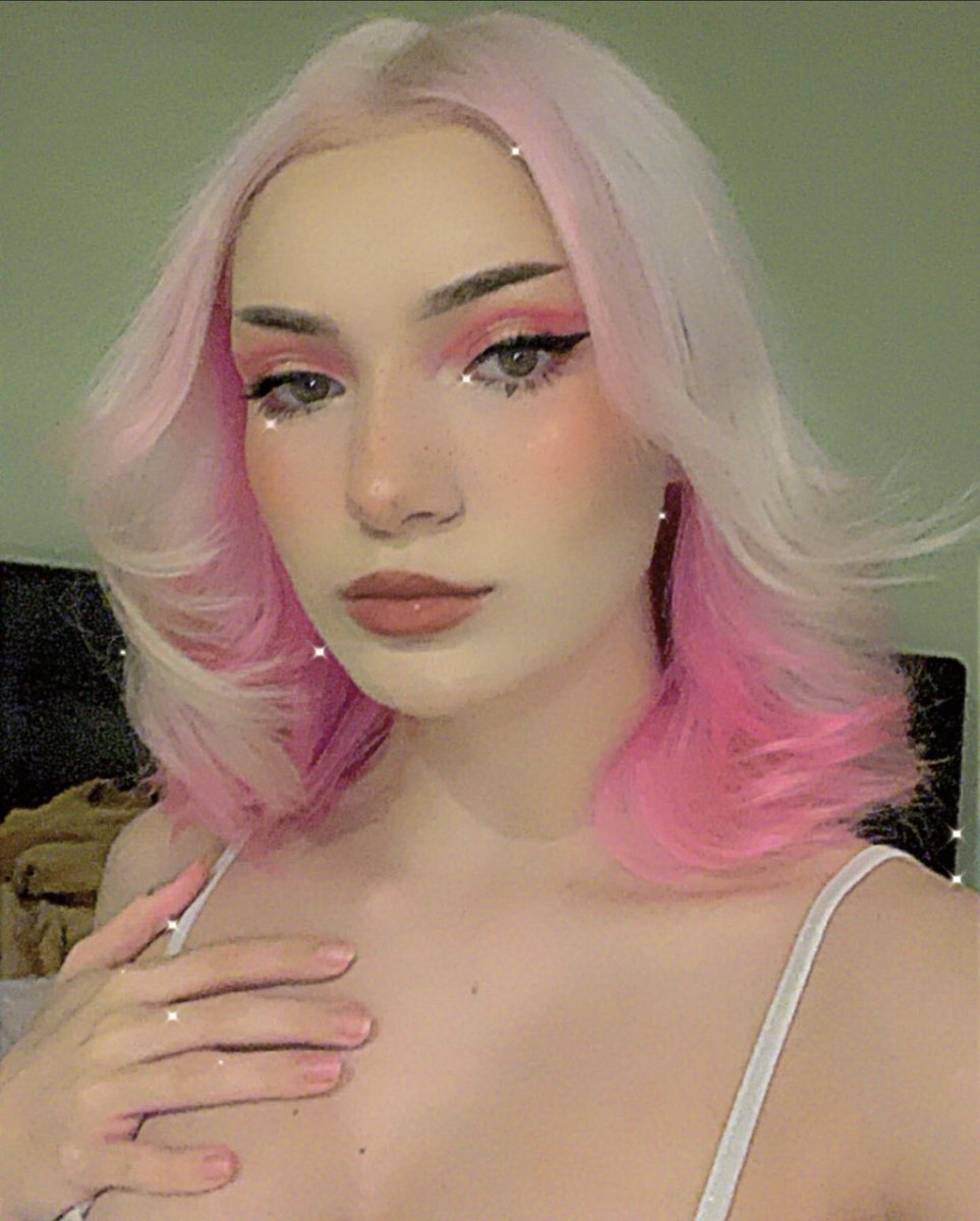 pixiepaxx's tweet photo. how do we like the hair? 💓 https://t.co/IiVWKLjsxQ