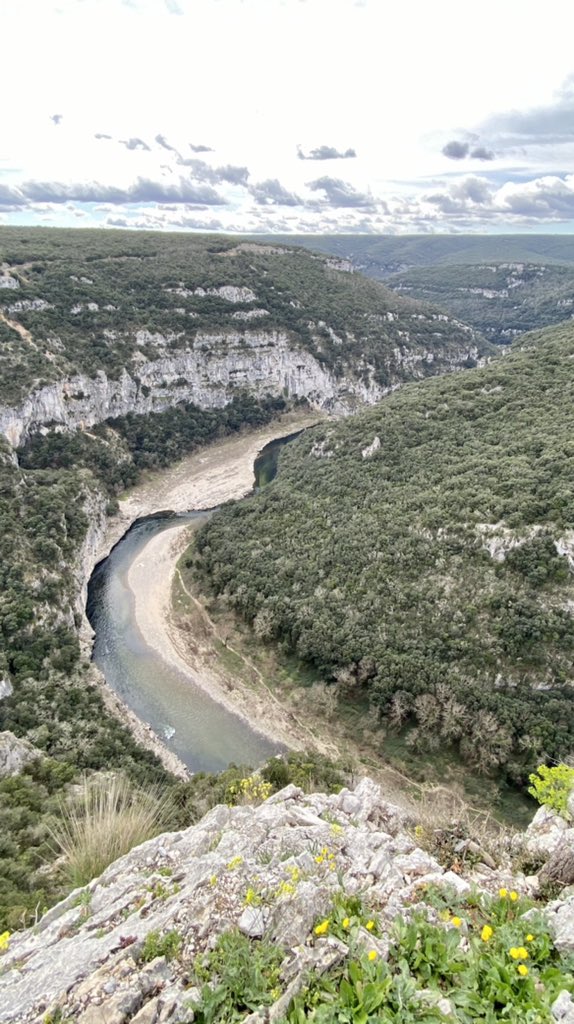 FDuffaud's tweet photo. Conduire les démarches Grands sites du département de l’@Ardeche_07, #PontdArc #MontMézenc #MontGerbier: une mission aussi belle que ce territoire! Un peu de fierté et beaucoup de reconnaissance pour la confiance accordée @LaurentUghetto @hsaulignac @grandsitefrance https://t.co/RdllzVuWU3