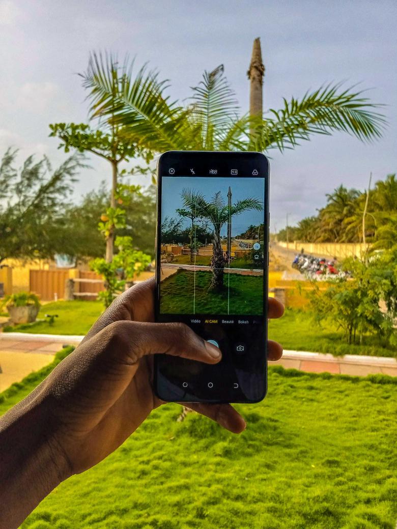 BNumerik's tweet photo. Nous serions ravis de d'accueillir votre famille dans nos locaux 🥰
Nous avons une plage, une terrasse, une bibliothèque et un jardin gazonné.. Tout ce qu'il faut pour un moment extraordinaire 😍
Crédit : @Mr__Achraf https://t.co/xOYQ3tT5QE