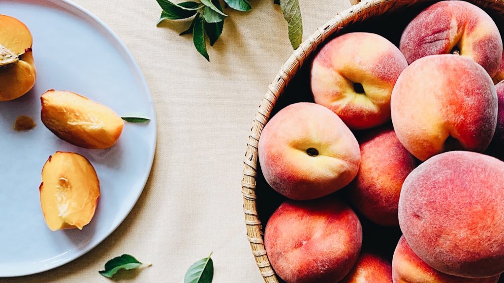 Feelin’ peachy because the semester is over 🍑😍 #cafeonthehill