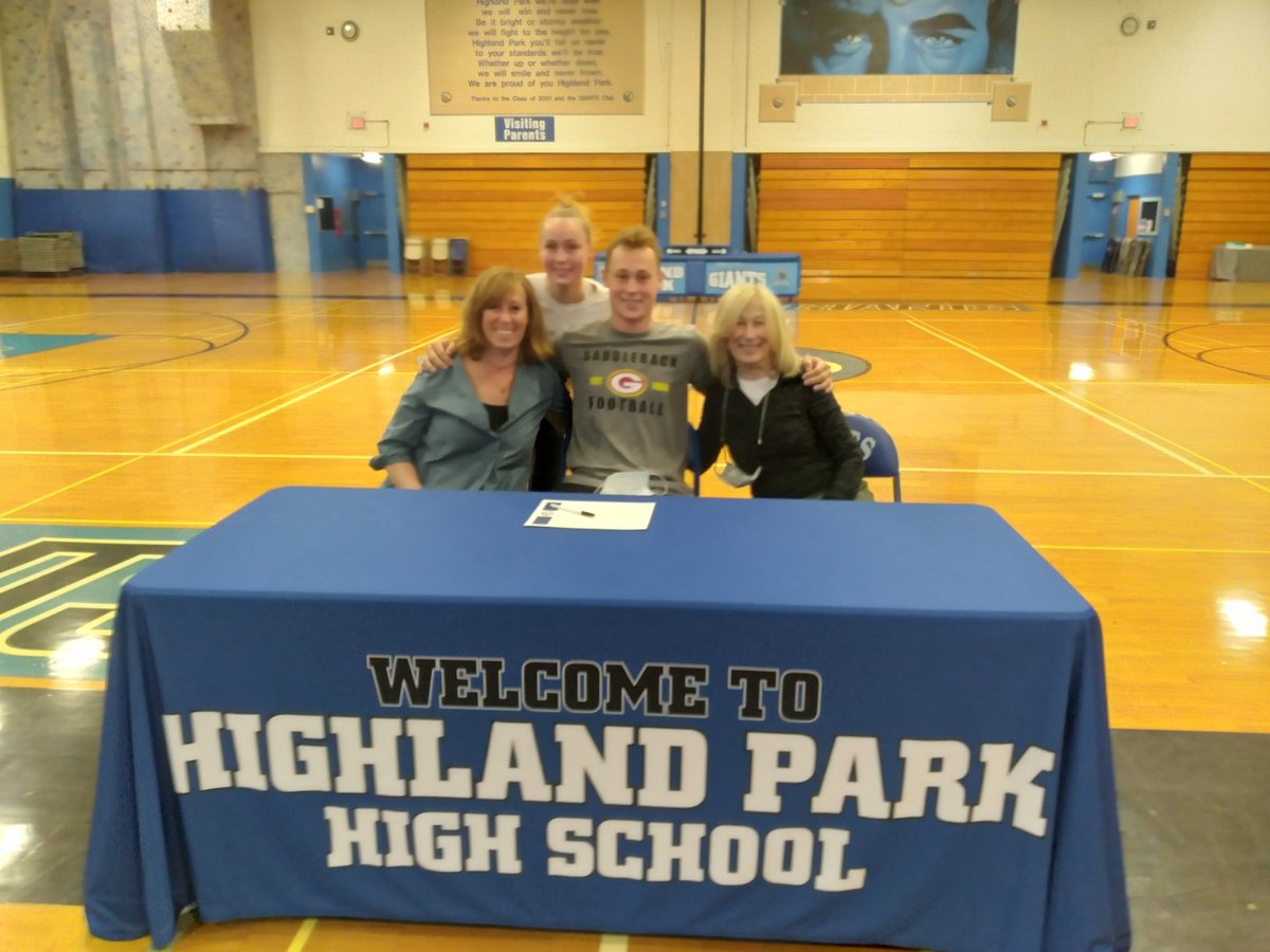 Good luck to <a href="/MaxMauer5/">Max Mauer</a> heading out to <a href="/SaddlebackColl/">Saddleback College</a> Big things to come Max!