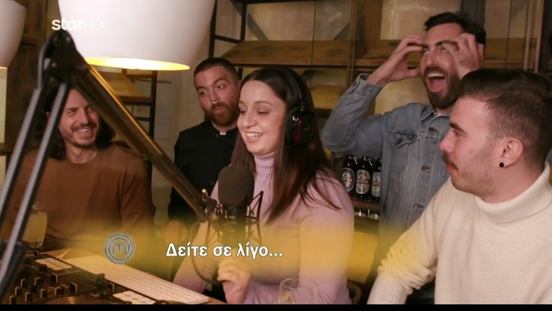 TeamLeoHooligan's tweet photo. -Χρήστο ετοίμασε τα προσκλητήρια παίρνω το τρόπαιο και έρχομαι
#MasterChefGR #samanoradio https://t.co/EPNC9cATL5