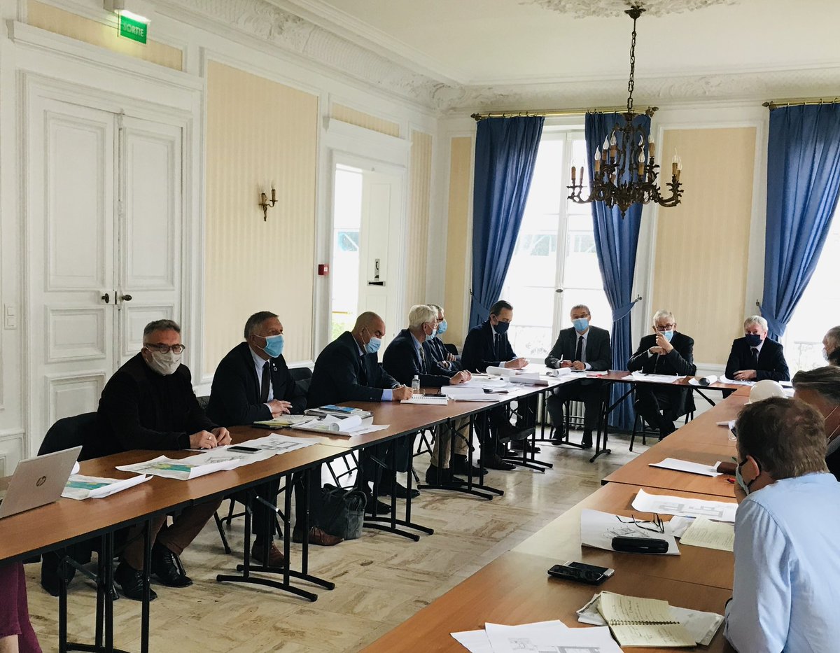 Dominique Moyse (@domoyse) on Twitter photo Réunion État et collectivités sur les projets au sein de la cité internationale de la langue française, ce doit être un projet global, impliquant nos territoires en co construction
Le tourisme une belle opportunité économique <a href="/hautsdefrance/">Région Hauts-de-France</a> <a href="/villers_c/">Château de Villers-C</a> <a href="/leCMN/">le CMN</a> <a href="/xavierbertrand/">Xavier Bertrand</a> Réunion État et collectivités sur les projets au sein de la cité internationale de la langue française, ce doit être un projet global, impliquant nos territoires en co construction
Le tourisme une belle opportunité économique <a href="/hautsdefrance/">Région Hauts-de-France</a> <a href="/villers_c/">Château de Villers-C</a> <a href="/leCMN/">le CMN</a> <a href="/xavierbertrand/">Xavier Bertrand</a>