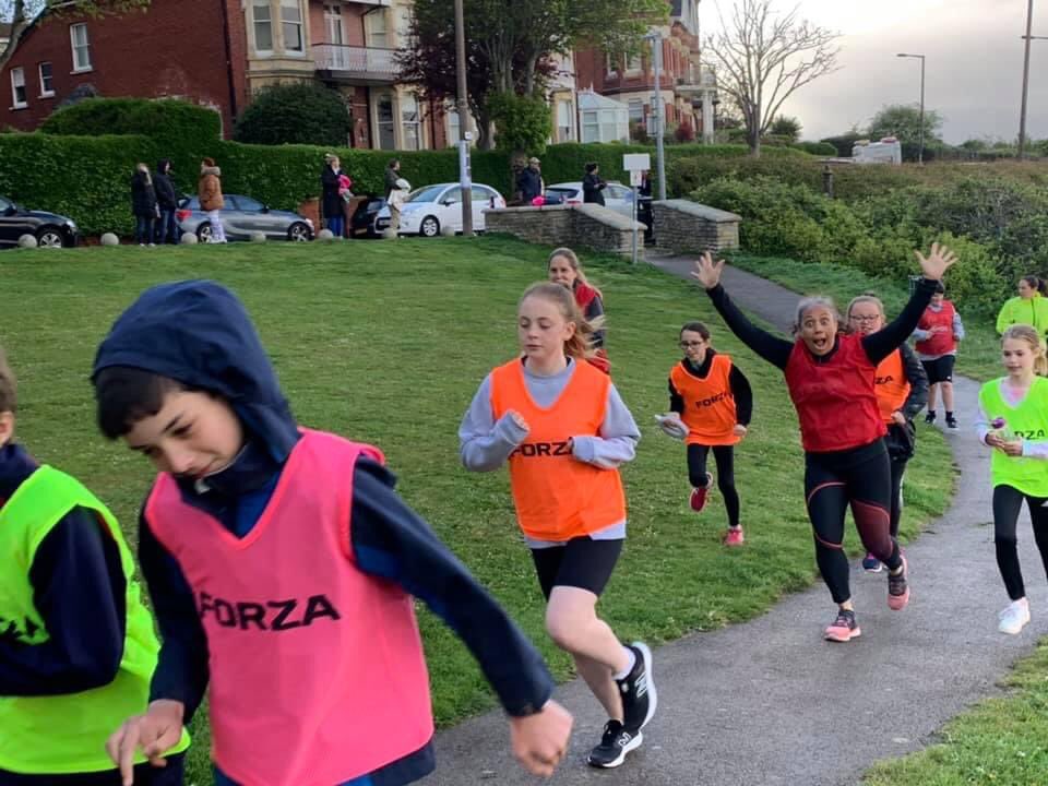 ValeSLSC's tweet photo. High tide at JBay won’t stop our nippers beach training. Well done gang - some fantastic running/fitness this evening! 🌊💗🏃🏽♀️🏃🏻♂️🌈💪🏼 @SLSAWales @ValeSportsTeam @WelshSportAssoc #Nippers #Fitness #SurfLifeSaving #FutureLifeguards #JBay https://t.co/Y74O5FIGhQ