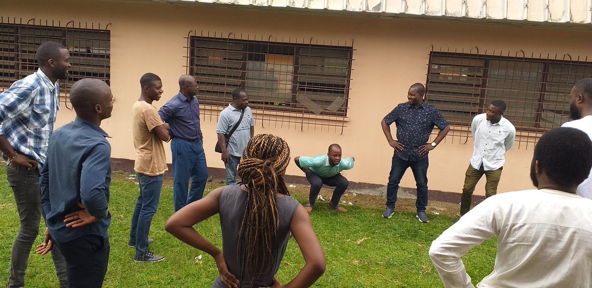 BikokoIsidore's tweet photo. #TeamBuilding2021 ce matin avec les points focaux des incubateurs du PEA-Jeunes pour achever le premier module #Certification en #incubation des #PME. https://t.co/fvIaJldDvk