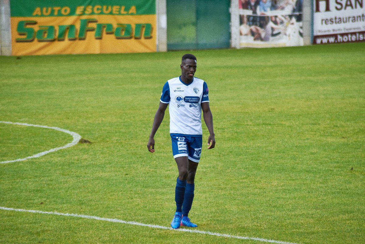 tafakanteh7's tweet photo. We suffred a lot in silence we will come back stronger than ever.. Inshallah @Ourense_CF 💪🏿🤲🏿⚪️🔵⚽️ @wasakhan17 @bdiaby5 (+3pt) https://t.co/fg2ilNPgQh