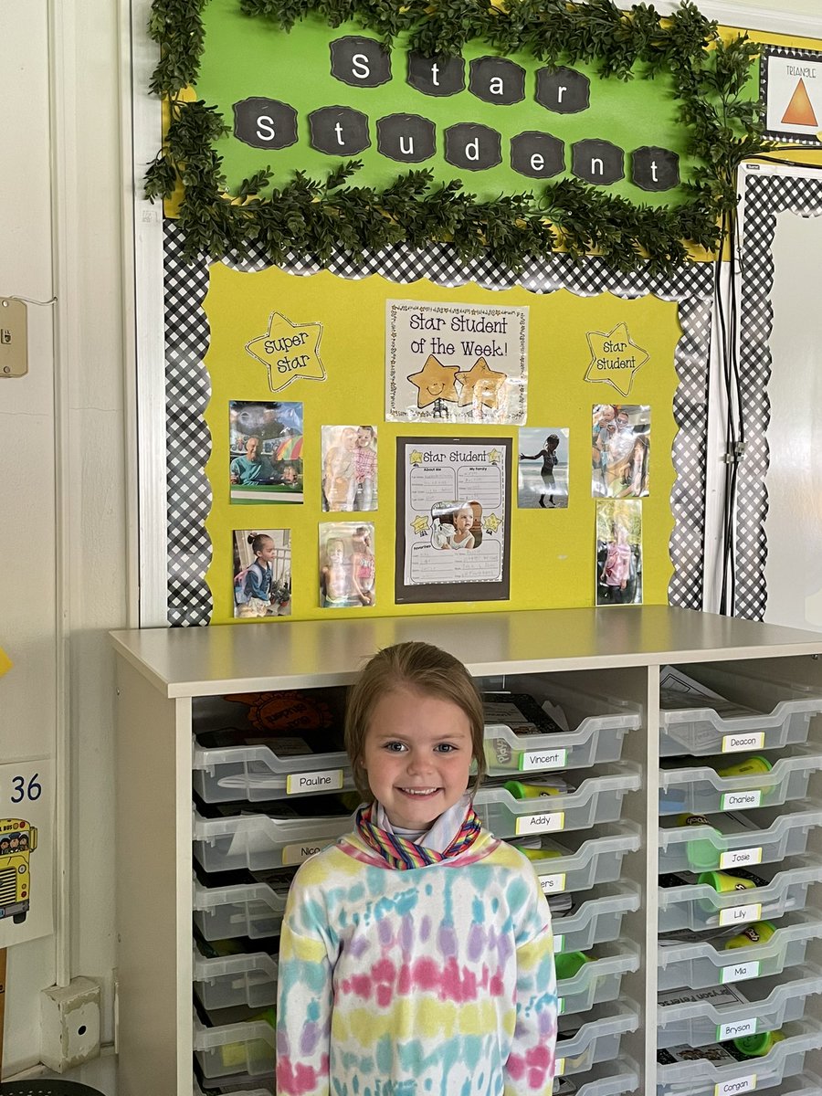 McCullough_GH's tweet photo. The color pink💖, soccer⚽️,and Junie B. Jones 📚are a few of Charlee’s favorite things! #starstudentoftheweek #WErTJ #WErTJK https://t.co/XFi7xuDqZ8